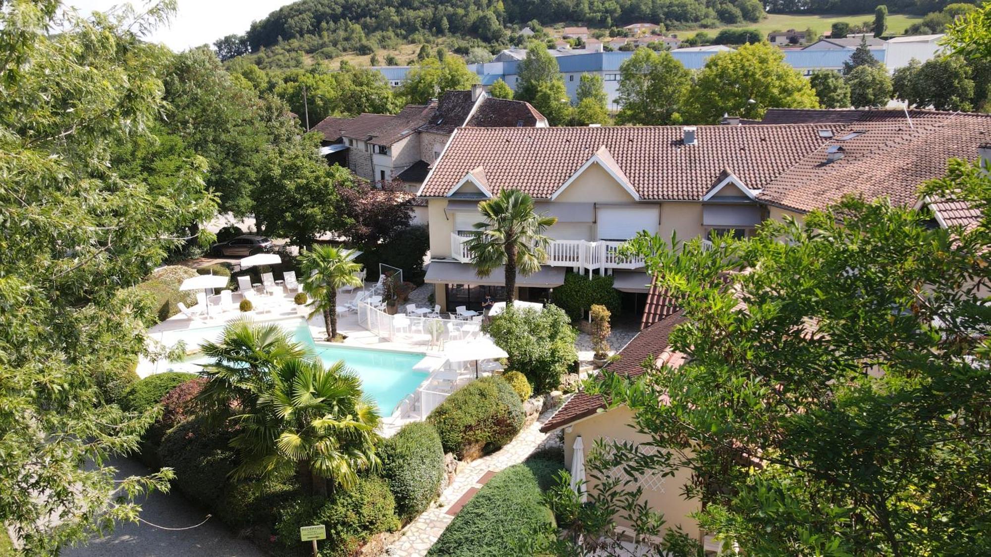 Logis - Restaurant - - Le Relais De Farrou